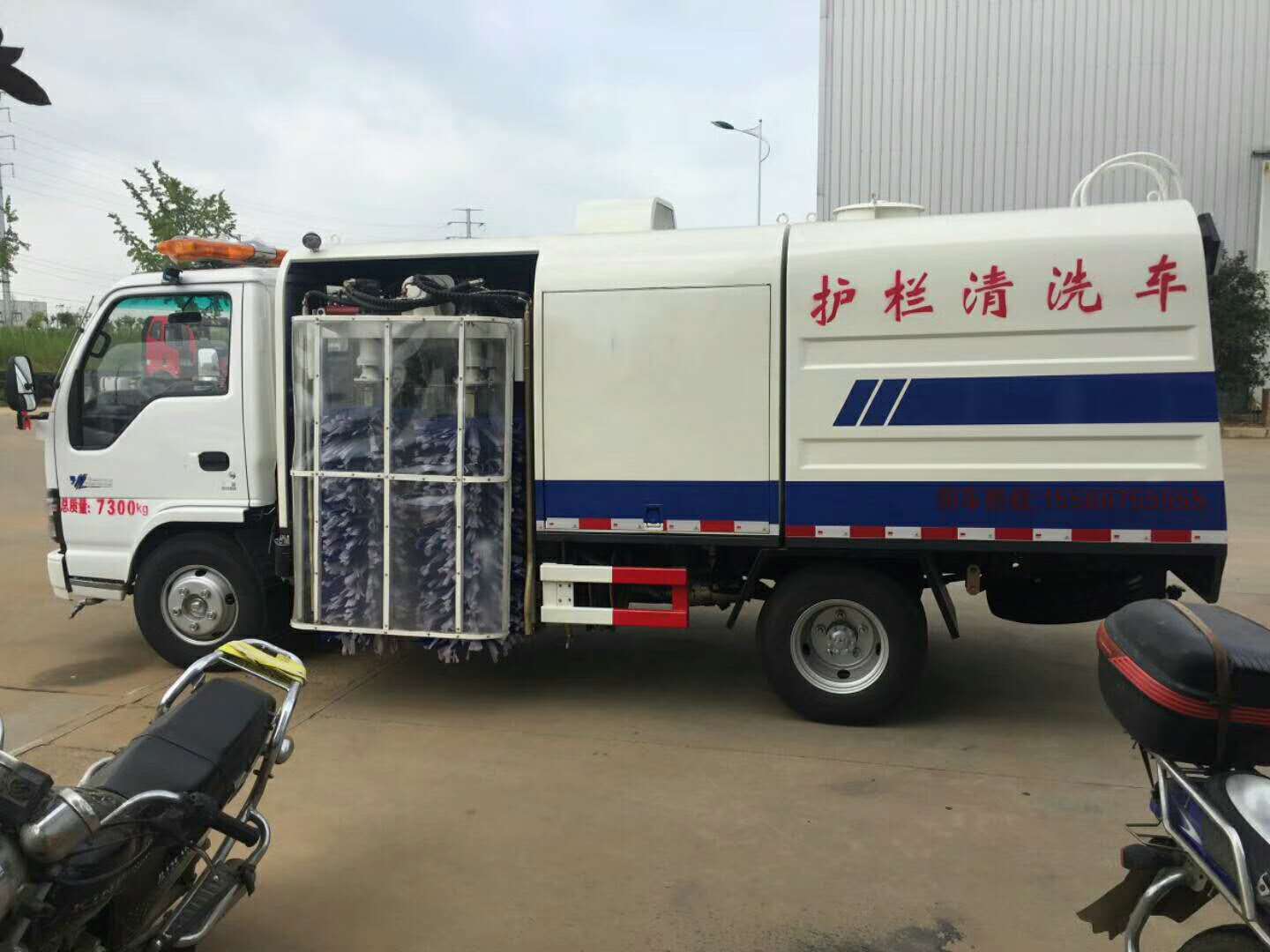  五十铃护栏清洗车（免征）